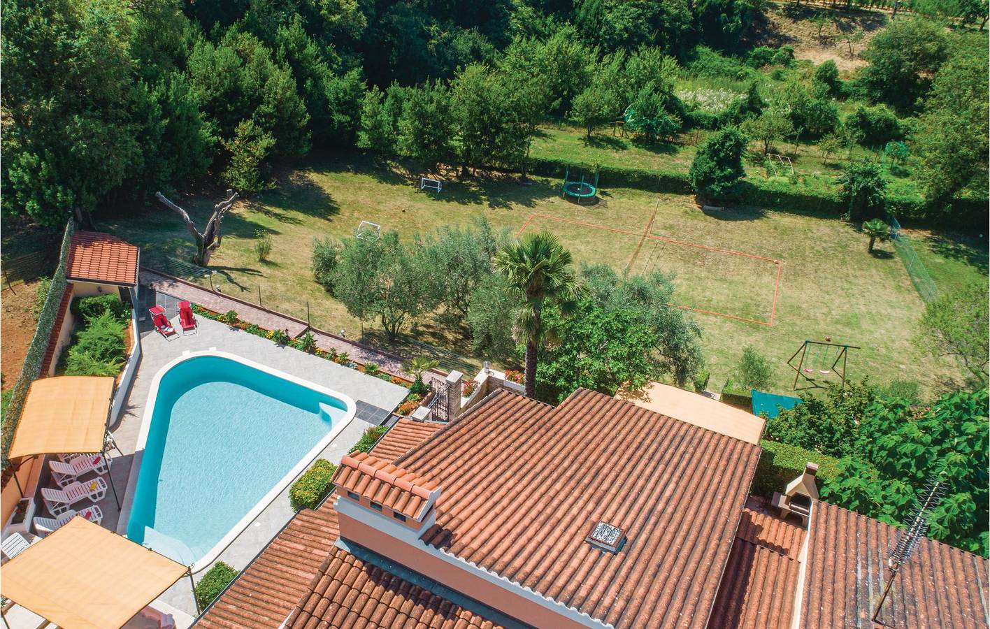 Ganze Ferienwohnung, Reizende 2-Zimmer-Wohnung mit Pool, Terrasse und WLAN – 300 m vom Zentrum von Muntic entfernt in Muntic, Südküste Istrien