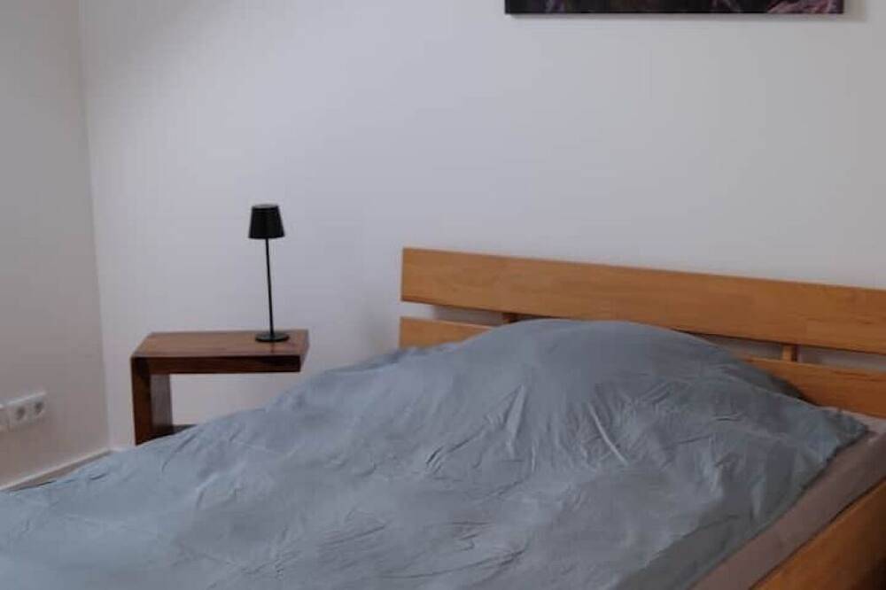 Ganze Wohnung, Dachgeschoss-Loft in Güterfelde, Stahnsdorf
