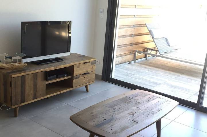 Apartamento entero, Apartamento nuevo con amplia terraza equipada para 4 personas. in Martigues, Costa mediterránea (Francia)