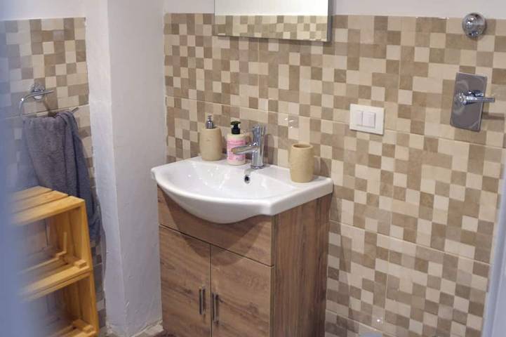 Appartement entier, Just 2 minutes from the sea and 3 minutes from the center of Trapani here experience the serenity in Casa Santa (Sicile), Erice