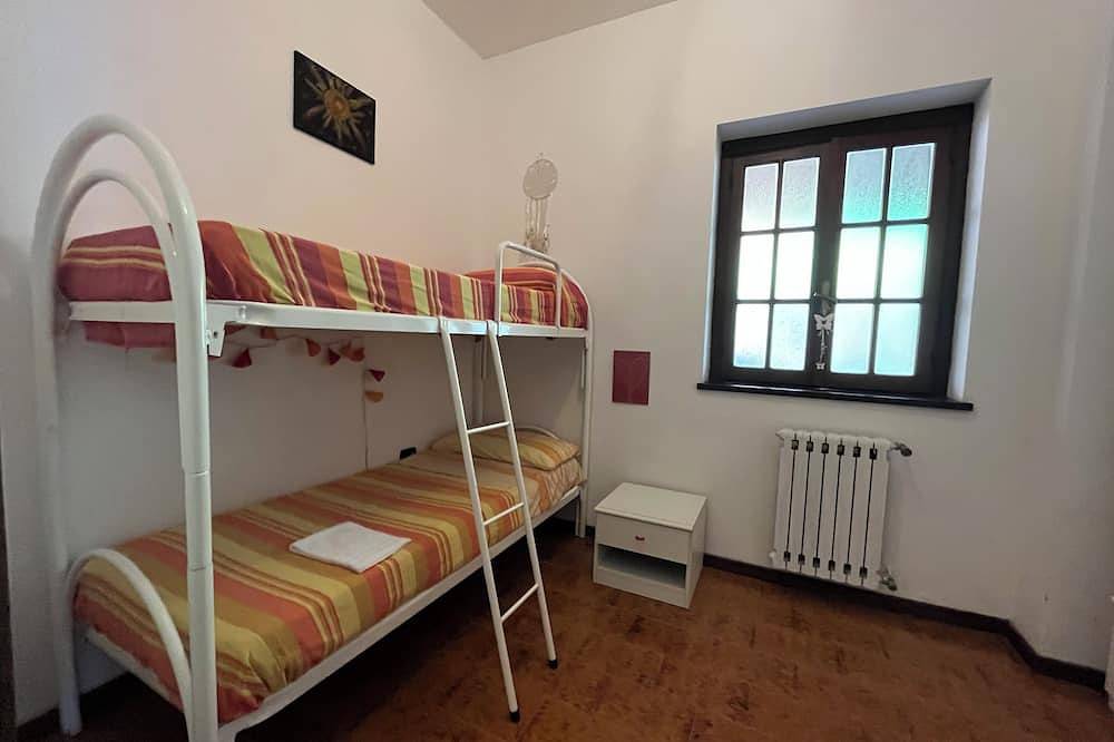 Appartamento intero, Beautiful sea view with pool & 2 bathrooms, on 100m2, pets welcome! in Zambrone, Provincia di Vibo Valentia