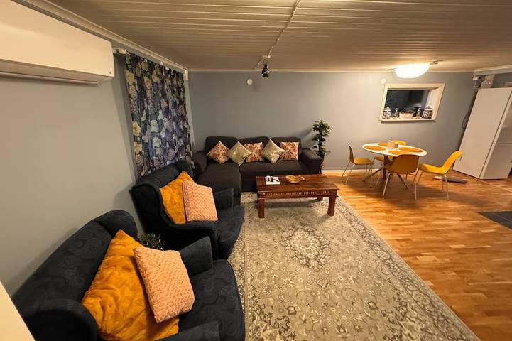 Ferienhaus für 6 Personen, mit Terrasse und Garten in Södertälje