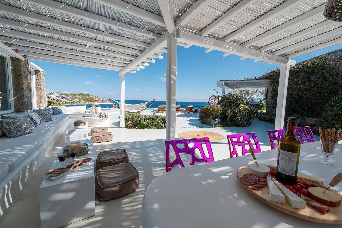 Seaside Villa in Mykonos