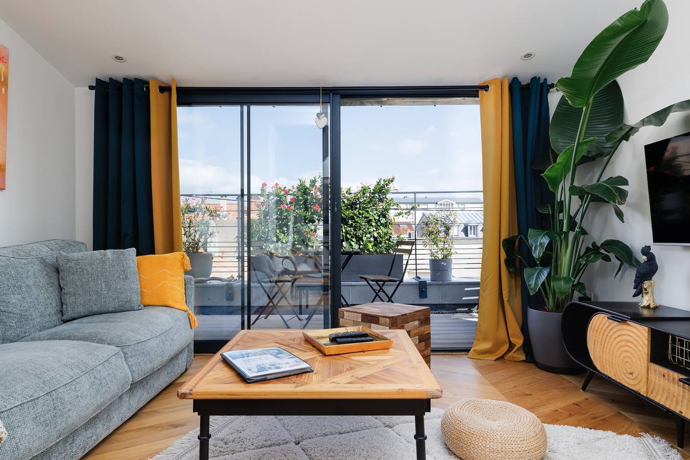 Loft Contemporain avec terrasse et climatisation à 2 pas du centre de Bordeaux in Bordeaux, Région de Bordeaux