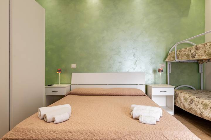 'Il Fenicottero - La Salina' Room with Wi-Fi and Air Conditioning in Avetrana, Gulf of Taranto