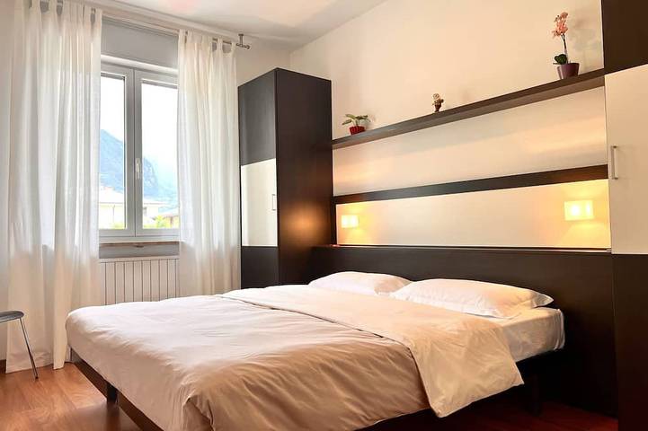 Ganze Wohnung, Ferienwohnung Riva del Garda - 3 Schlafzimmern, Garten, Parkplätze, W-Lan in Riva del Garda, Gardasee-Berge