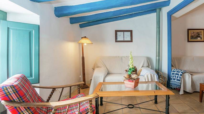 Casa de vacaciones para 7 personas, con terraza, Se admiten mascotas en Alt Penedès - 2