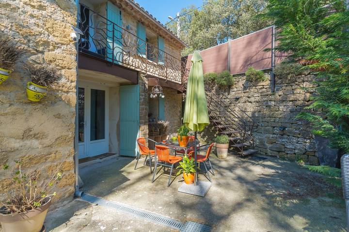 Chambre d’hôte pour 2 personnes, avec Jardin et Sauna dans le Luberon