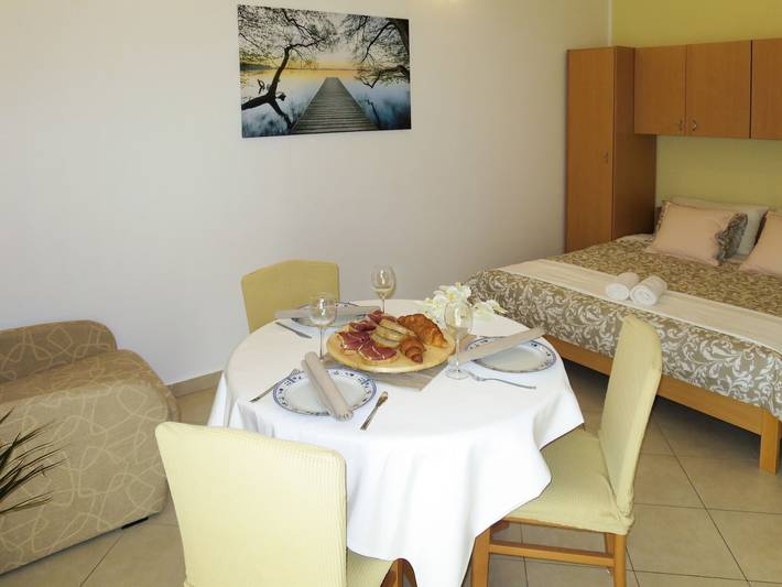 Ferienwohnung für 3 Personen, mit Balkon in Grad Šibenik - 3