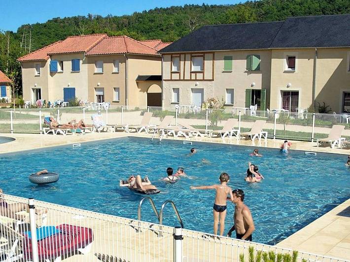 Maison de vacances pour 6 personnes, avec piscine, adapté aux familles dans Grotte de Lascaux