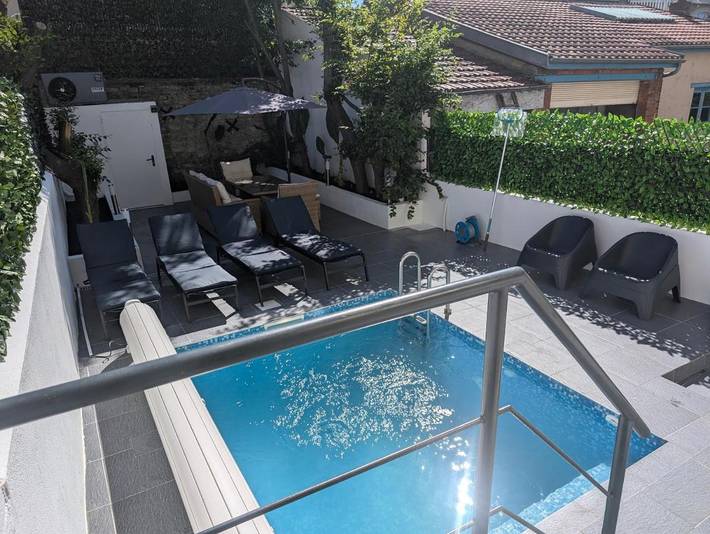 Location de vacances pour 10 personnes, avec vue ainsi que piscine et jardin à Montluçon - 2