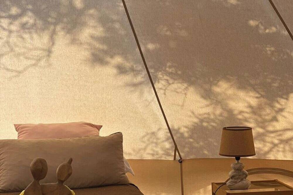 Two Boho Bell Tents for Groups | 6 Guests + Extra Beds | Olive Grove, Calabria in Nocera Terinese, Catanzaro Provinz
