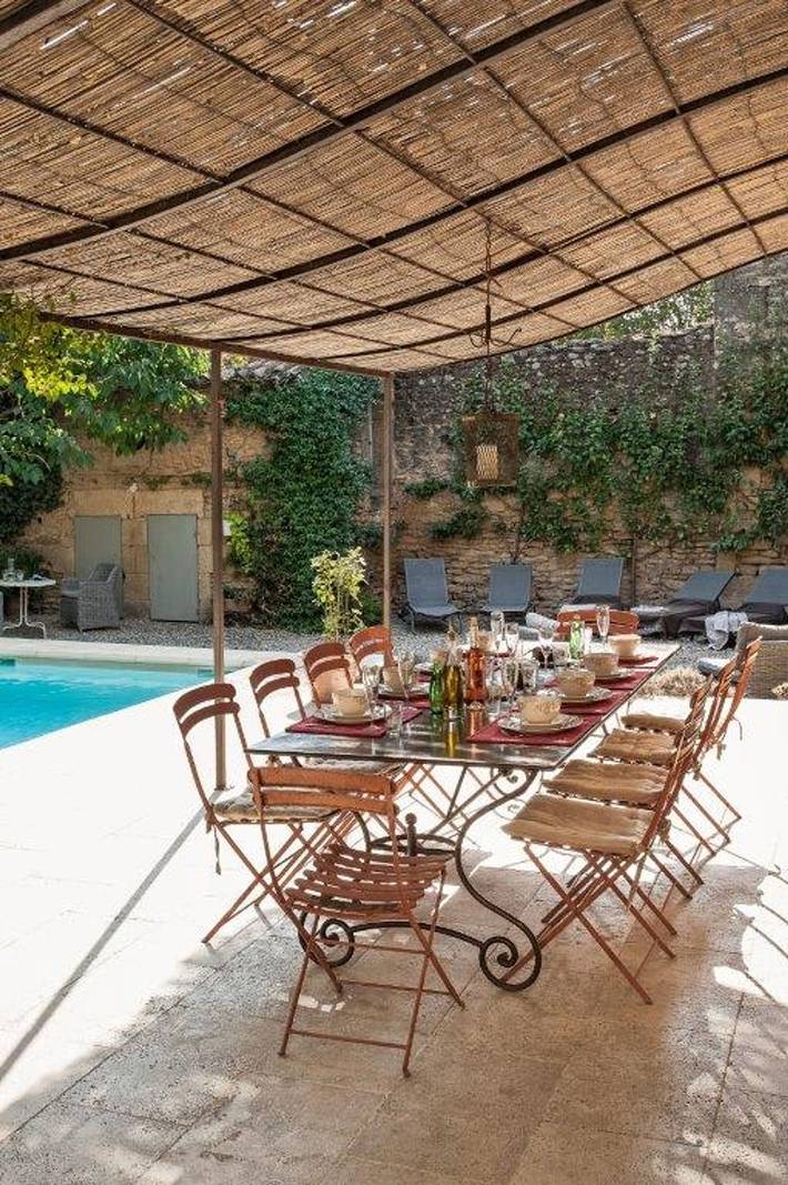 Ferienhaus für 10 Personen mit Terrasse in Vers-Pont-du-Gard, Nimes und Umgebung