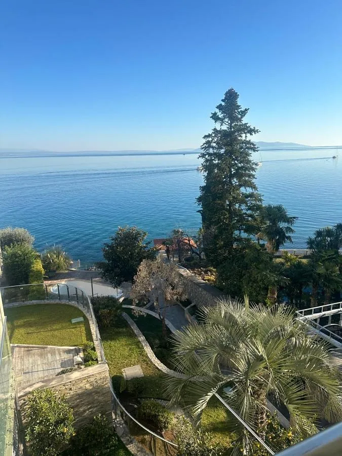 Apartamento de vacaciones para 5 personas, con piscina además de vistas y jardín, Se admiten mascotas - 1