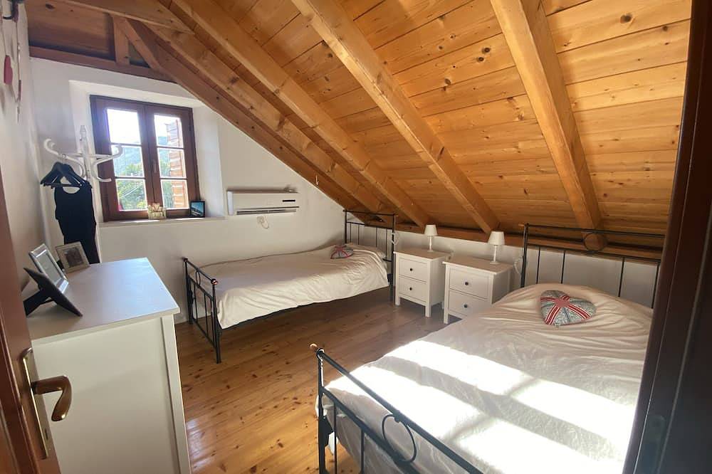 Seafront Historic Villa | Private pool, kayaks and bikes in Viganj, Peljesac