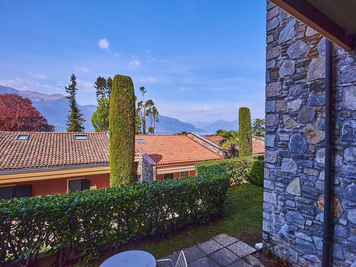 Ferienwohnung für 5 Personen, mit Kinderpool und Terrasse sowie Garten in Porto Valtravaglia - 3