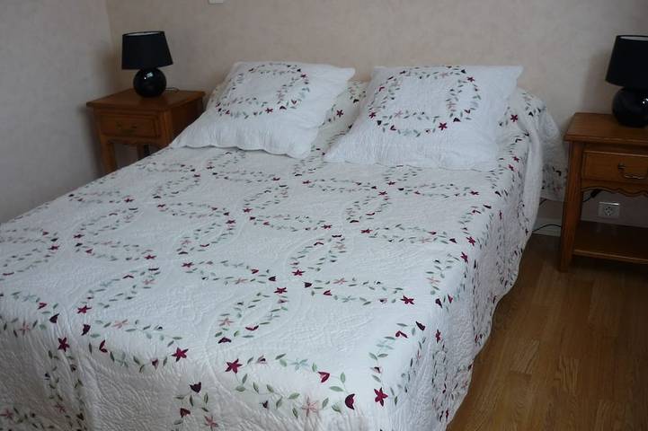 Gîte pour 4 personnes, avec jardin et terrasse à Saint-Mayeux - 3