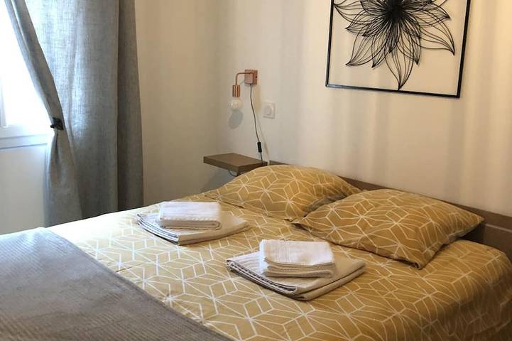 Location de vacances pour 8 personnes, avec jardin ainsi que terrasse et jacuzzi, animaux acceptés à Bracieux - 4