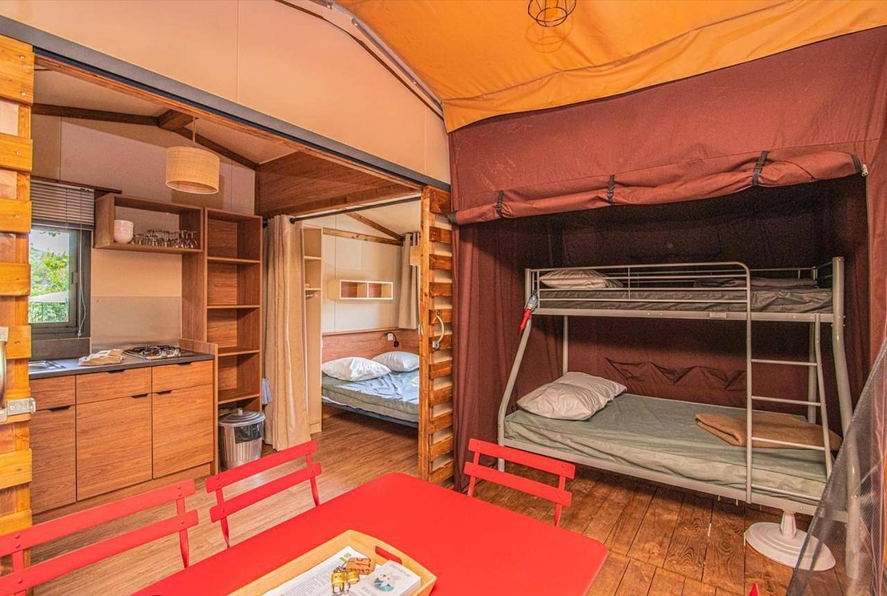 Twin Room in Roybon, Isère