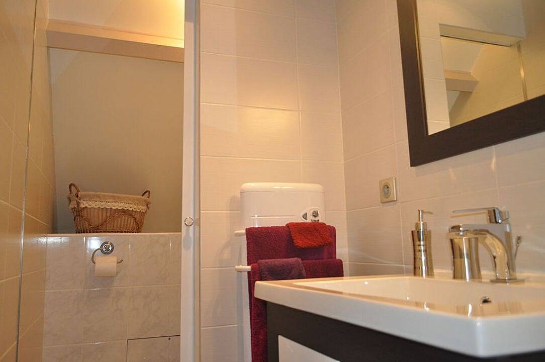 Les Acacias, chambres indépendantes /avec petit déjeuner - Chambre Acacias in Treuzy-Levelay, Seine-et-Marne