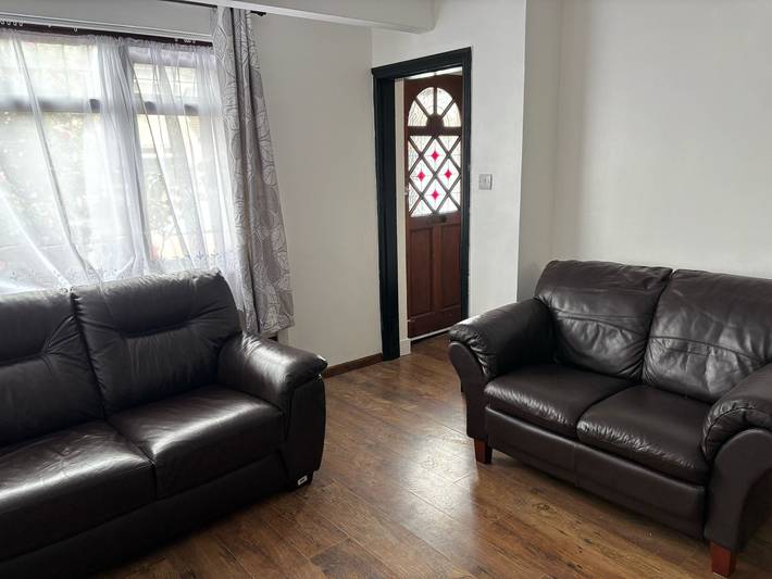 Holiday home for 5 people, with garden, with pets in London