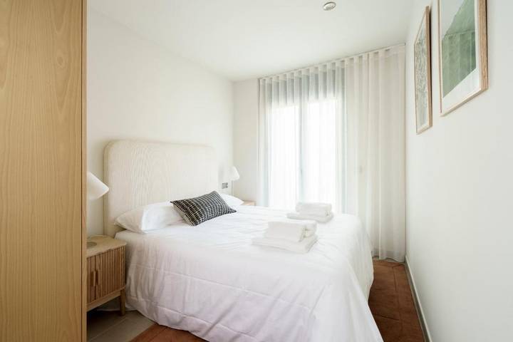 Gîte pour 4 personnes, avec vue et balcon à Vic - 2