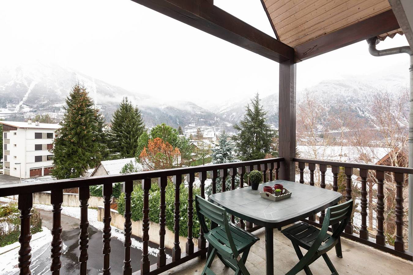 Apartamento vacacional entero, Apartamento de vacaciones para 8 personas con balcón in Saint-Lary-Soulan, Parque nacional de los Pirineos