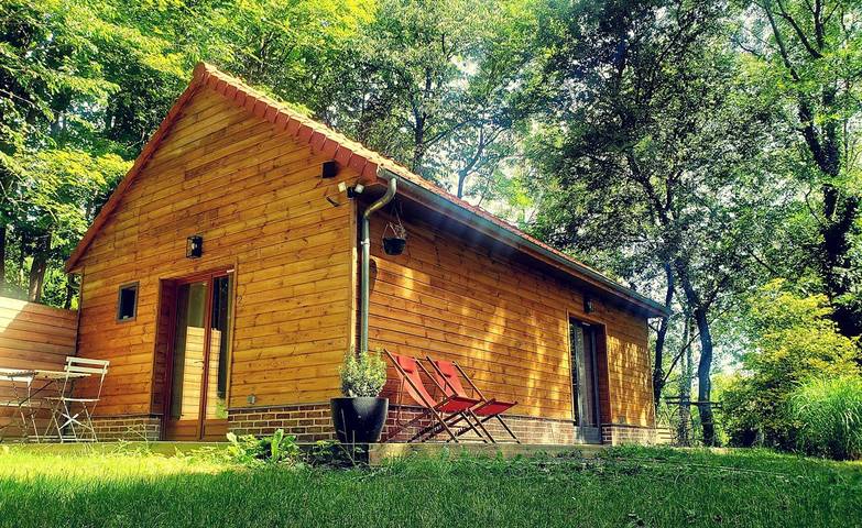 Cottage pour 2 personnes, avec jardin à Mons-Boubert