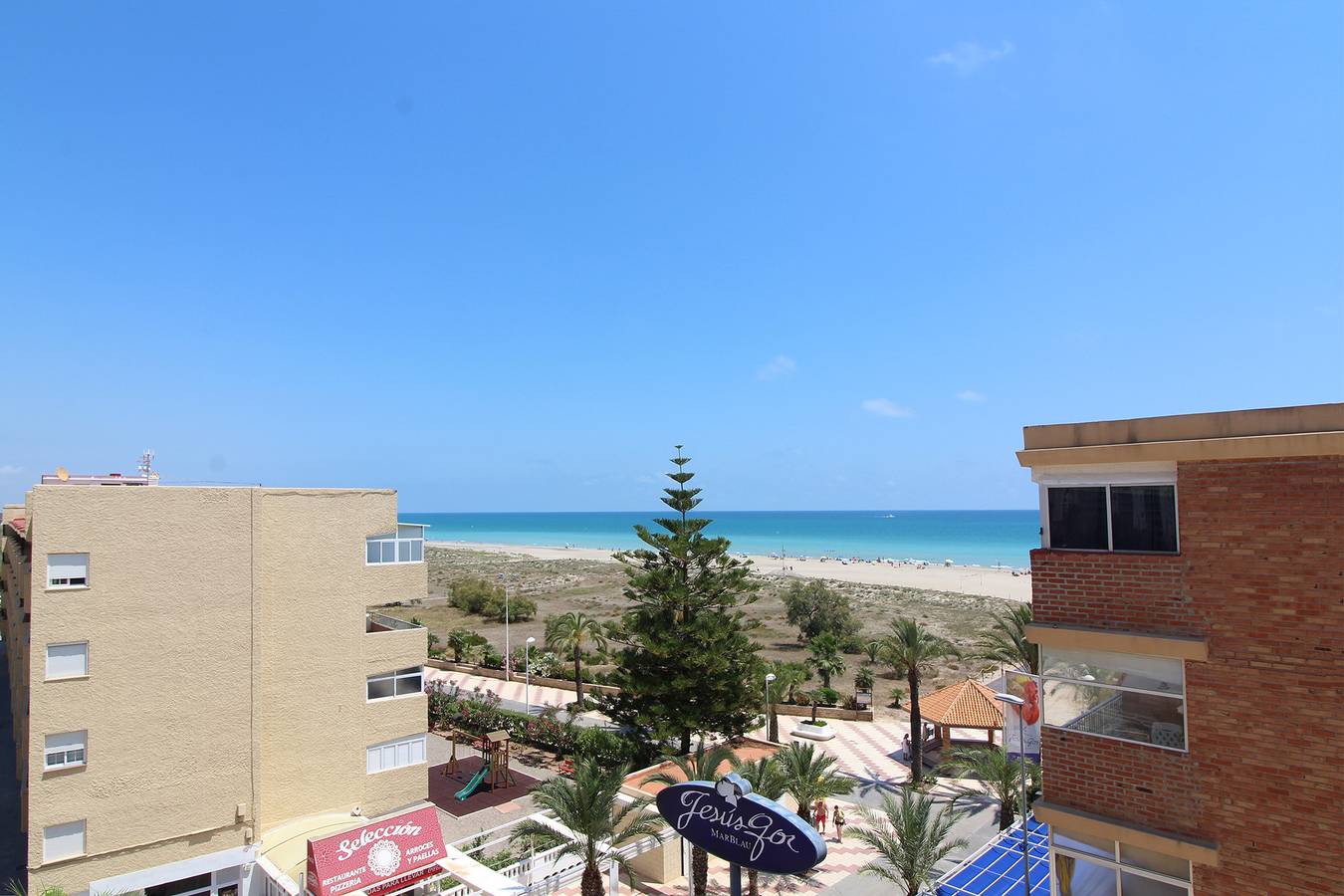 Apartamento entero, Global Vacacional: Apartamento con terraza y vistas a la playa in Canet de Berenguer, Costa de Valencia