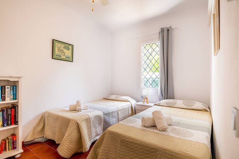 Villa con piscina climatizada (8 personas) in Son Parc, Es Mercadal