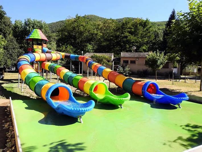 Mobil home pour 6 personnes, avec terrasse et vue, animaux acceptés à Mialet - 4