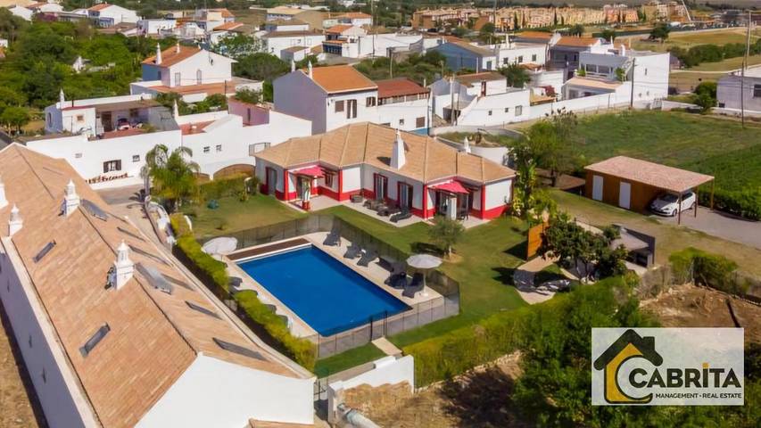 Ferienwohnung für 2 Personen, mit Garten und Ausblick sowie Pool - 1