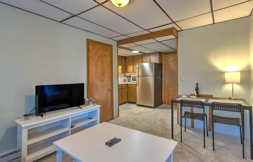 Ganze Wohnung, Effizienz mit einem Schlafzimmer in der Innenstadt von Hershey in Hershey, Dauphin County