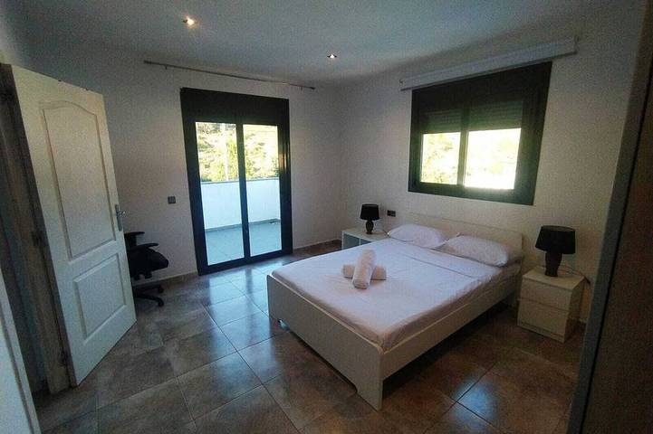 Villa Franz House Casa Principal, near Sitges with swimming pool. in Vora-Sitges, Canyelles (Barcelona)