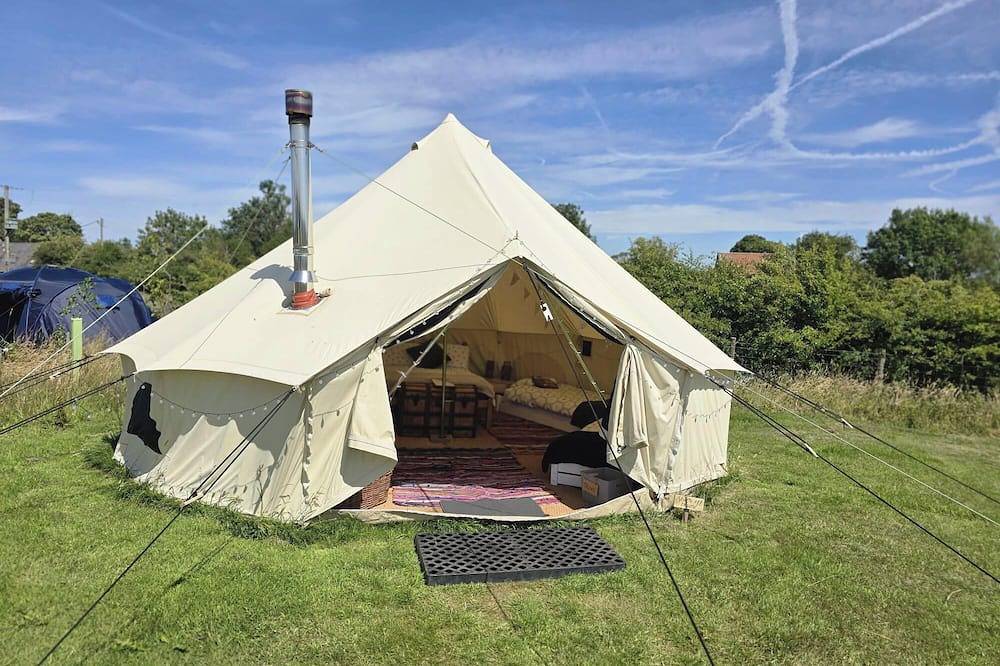 Xl Bell Tent - Sleeps 6 - Log Burner - Parking in North York Moors National Park