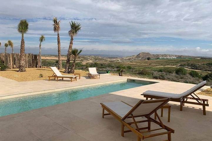 Villa for 8 people, with garden and pool in Mojácar