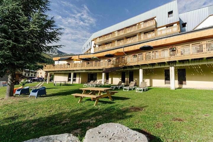 Hôtel pour 2 personnes, avec vue ainsi que terrasse et jardin