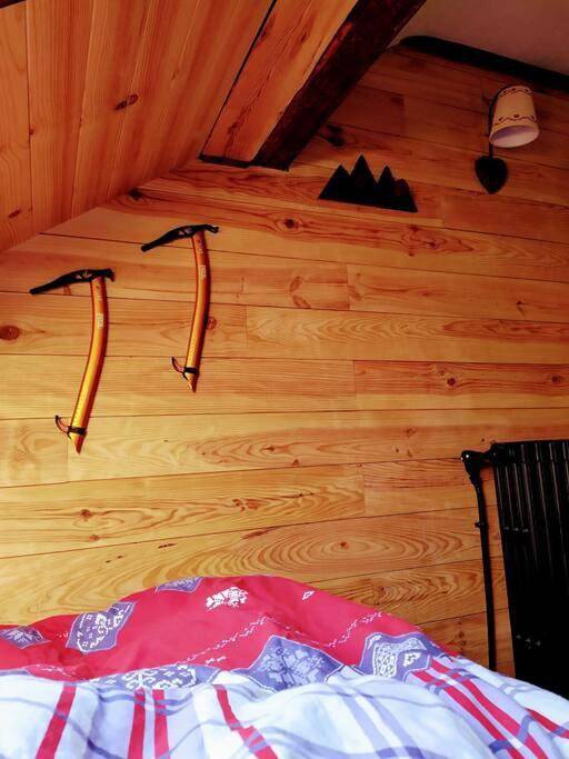 Gîte pour 4 personnes, avec vue et jardin, animaux acceptés à Saint-Hilaire (Isère) - 2