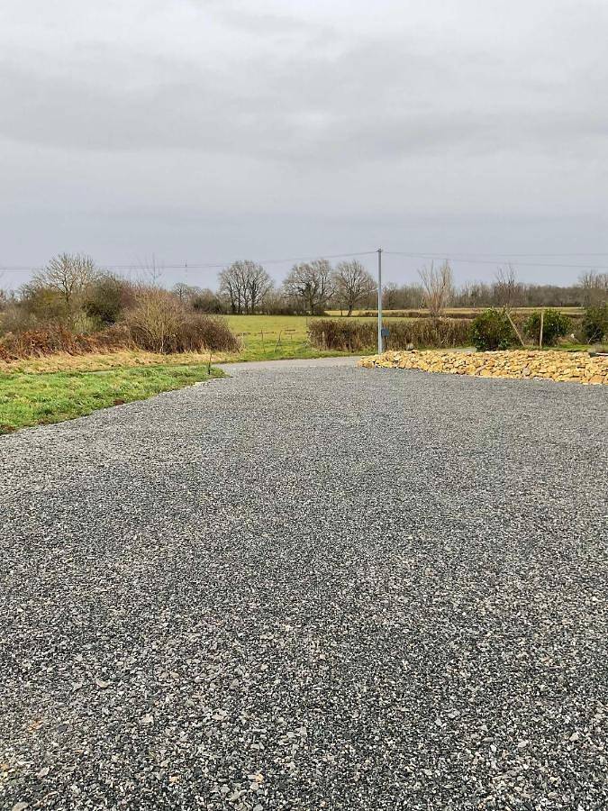 Gîte pour 5 personnes, avec vue ainsi que jardin et terrasse à Le Pêchereau - 4