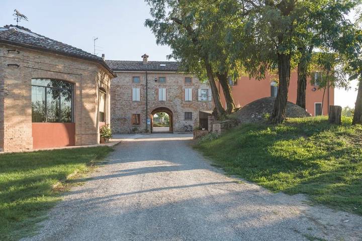 Gîte pour 4 personnes, avec Jardin à Fiorenzuola d'Arda