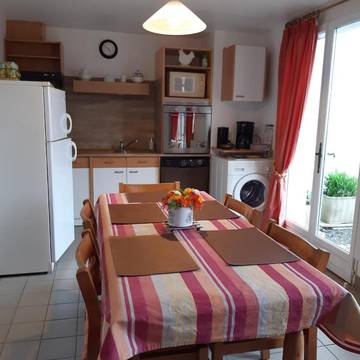 Location de vacances pour 5 personnes, avec jardin à Saint-Loup-Hors