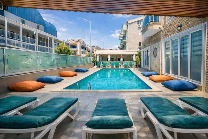 Ferienwohnung für 3 Personen, mit Ausblick und Garten sowie Pool - 1