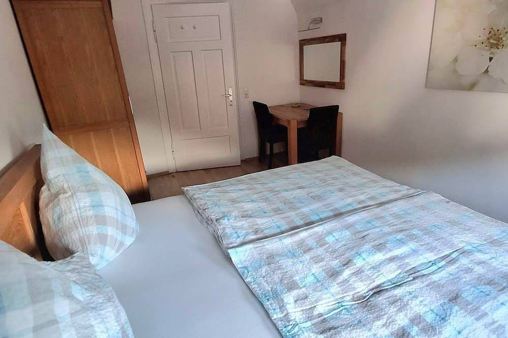 Ganze Wohnung, Apartment Sonnenschein - Dachgeschoß-Appartement/Fewo, Dusche, Wc in Cochem, Cochem-Zell