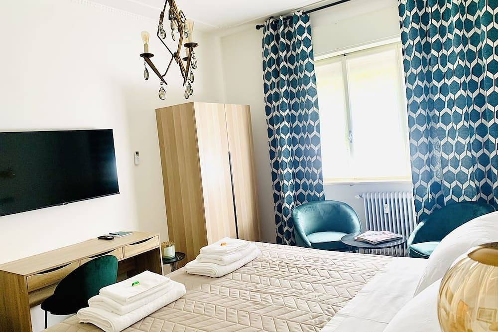 Appartamento senza cucina, 2 camere da letto in Piacenza, Provincia di Piacenza