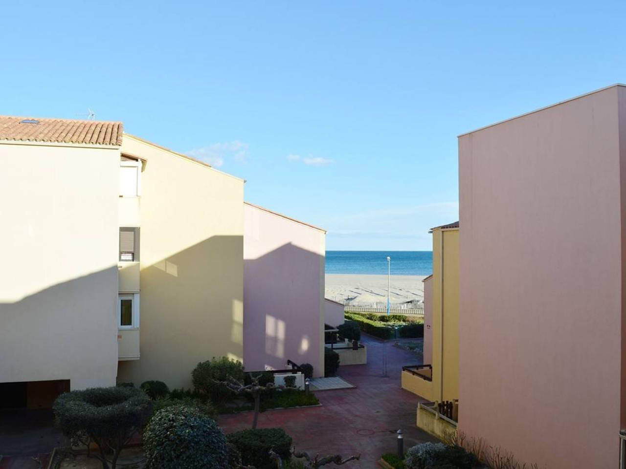 Appartement entier, Saint Pierre la Mer, Appt 2 pièces, cabine, 6 couchages, près plage, animaux Ok in Saint Pierre la Mer, Fleury