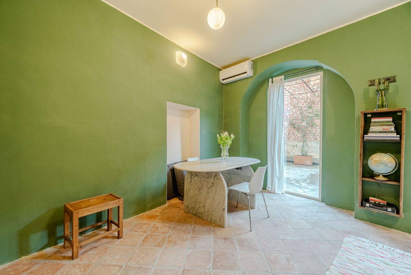 Apartamento entero, Guesthost - Romantic Getaway Cozy Apt with Terrace in Turín, Provincia de Torino