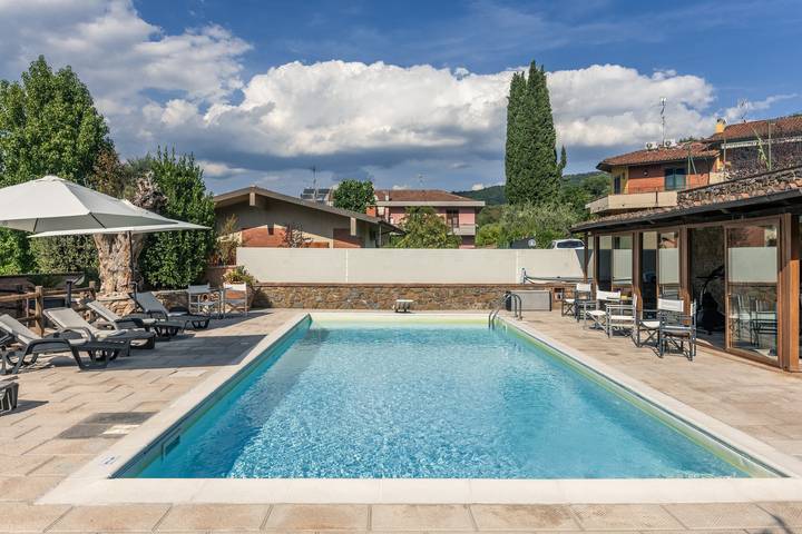 Villa per 12 persone, con Giardino a Monsummano Terme