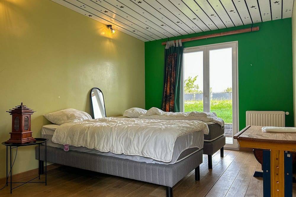 Villa con terraza, jardín, cerca de Evian y pistas, Wifi, aparcamiento in Lugrin, Thonon-les-Bains region