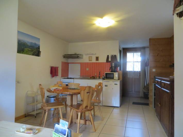 Gîte pour 4 personnes, avec jacuzzi et jardin dans La Sambuy-Seythenex - 3