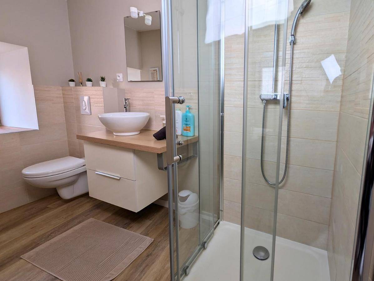 Appartement entier, Cosy Gîte, King Bed, Fast Wifi in Soultz-Haut-Rhin, Parc naturel régional des Ballons des Vosges